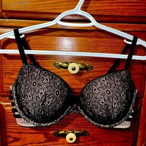 Brand new Victoria secret bra